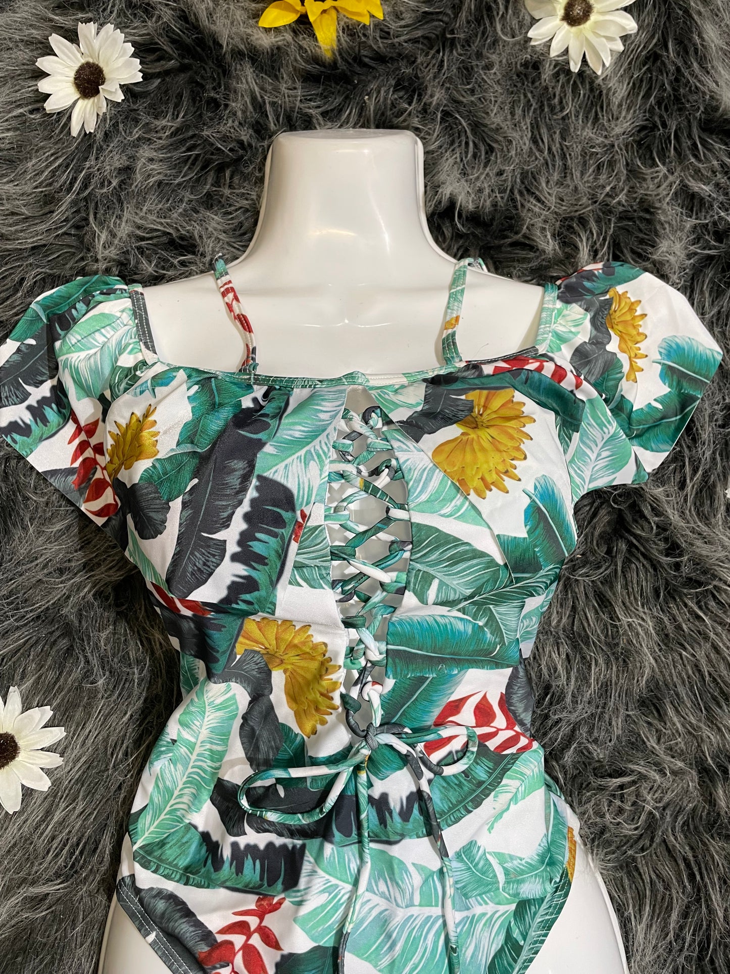 SMALL one piece
