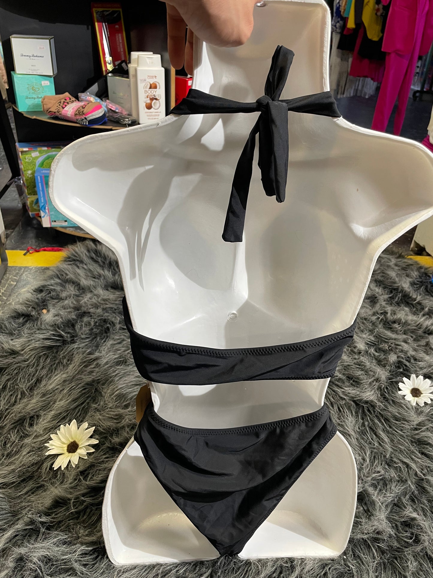 MEDIUM one piece