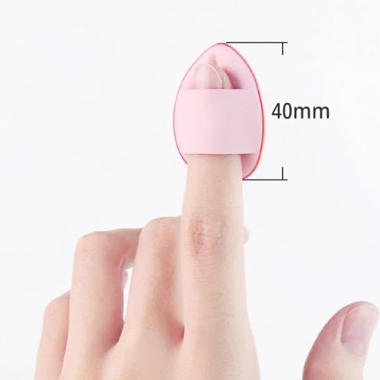 Finger makeup sponge