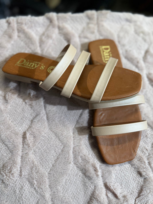 sandals size 7 womens