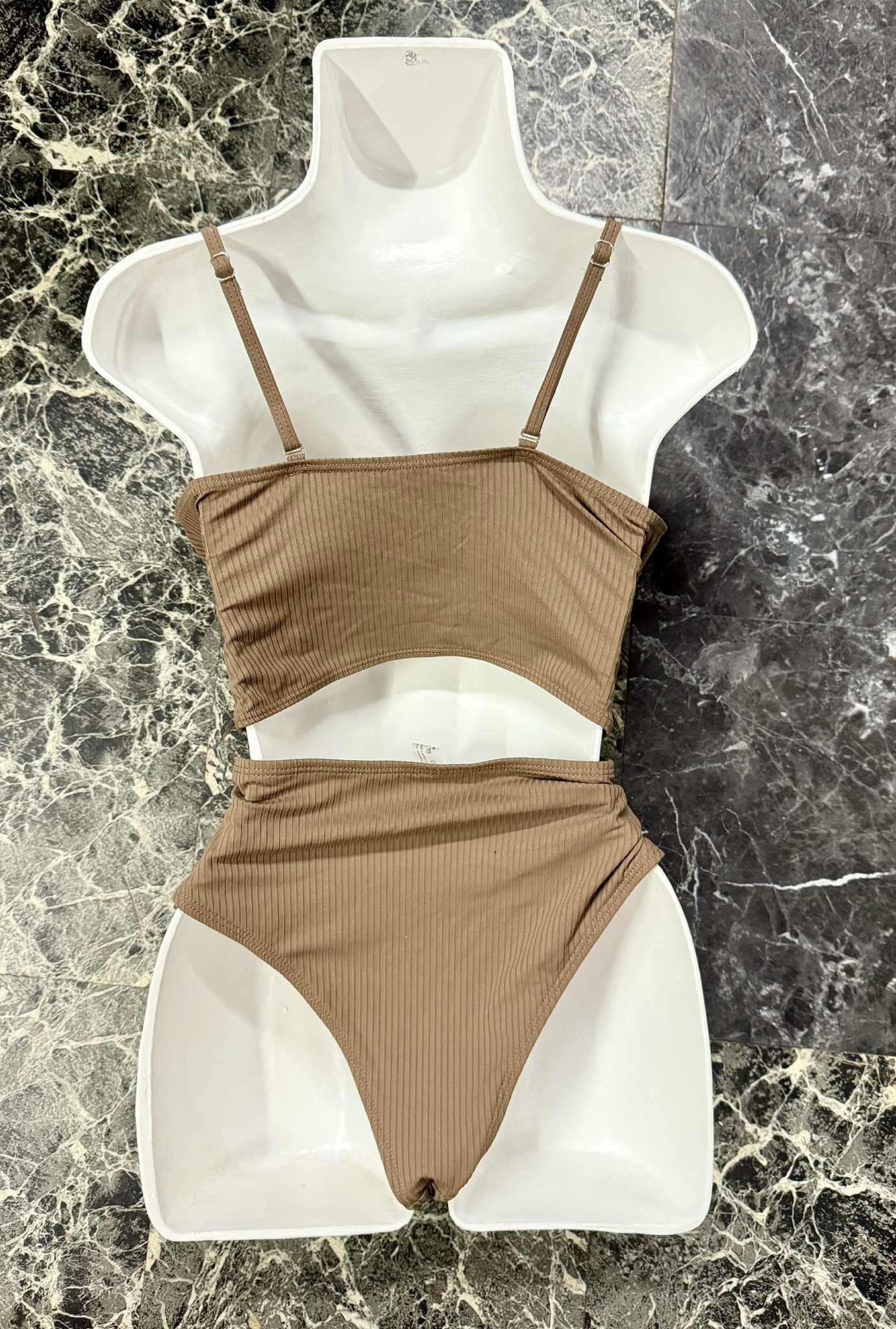 Medium 2 piece
