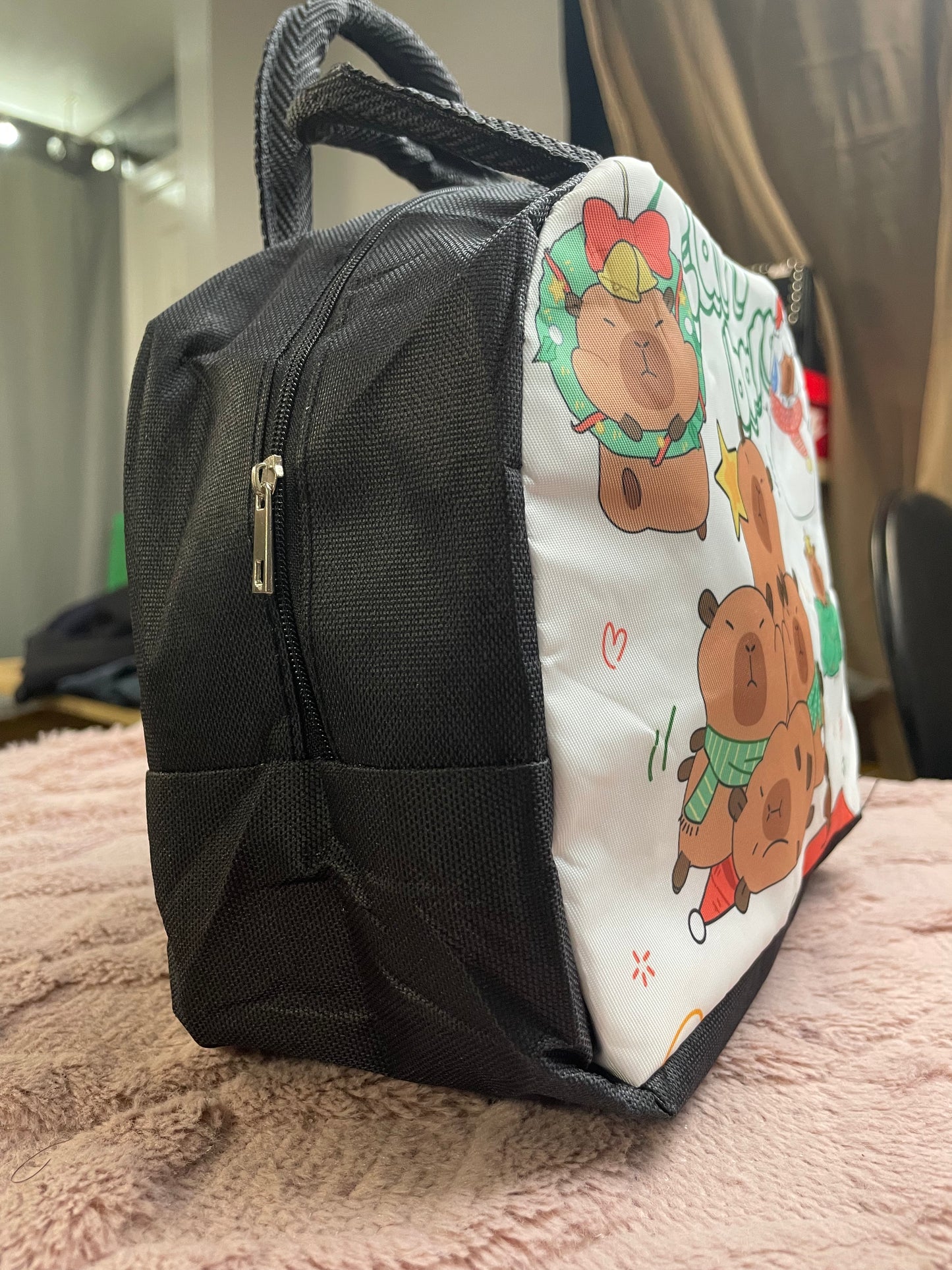 Capibara lunch bag